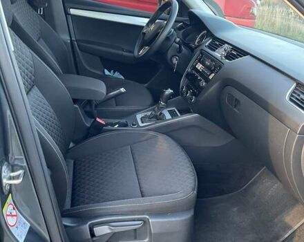 Серый Шкода Октавия, объемом двигателя 1.97 л и пробегом 299 тыс. км за 15800 $, фото 10 на Automoto.ua