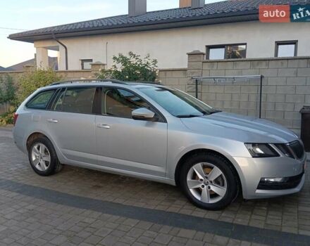 Серый Шкода Октавия, объемом двигателя 2 л и пробегом 270 тыс. км за 13600 $, фото 8 на Automoto.ua