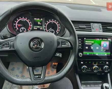 Серый Шкода Октавия, объемом двигателя 2 л и пробегом 260 тыс. км за 16999 $, фото 13 на Automoto.ua