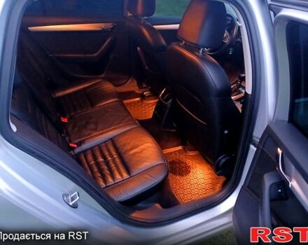 Серый Шкода Октавия, объемом двигателя 2 л и пробегом 303 тыс. км за 14850 $, фото 6 на Automoto.ua