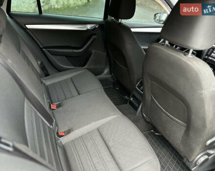 Серый Шкода Октавия, объемом двигателя 1.6 л и пробегом 344 тыс. км за 12600 $, фото 11 на Automoto.ua