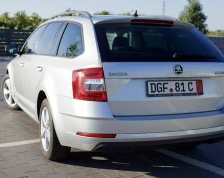 Шкода Октавия 2017 в Мукачеве на Automoto.ua Серый Шкода Октавия, объемом двигателя 1.6 л и пробегом 236 тыс. км за 12799 $, фото 7 на Automoto.ua