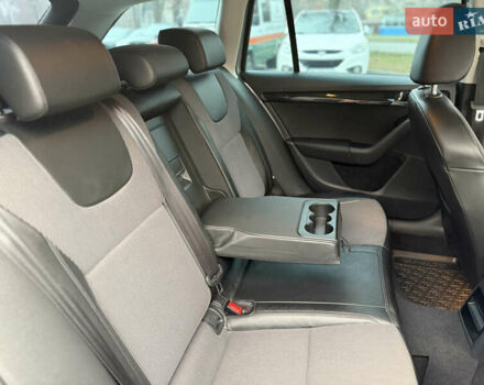 Серый Шкода Октавия, объемом двигателя 1.6 л и пробегом 178 тыс. км за 13999 $, фото 22 на Automoto.ua