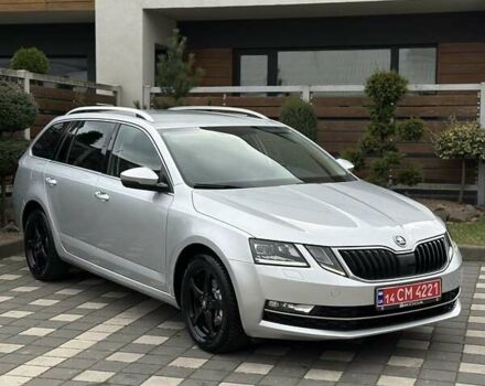 Сірий Шкода Октавія, об'ємом двигуна 2 л та пробігом 239 тис. км за 15499 $, фото 2 на Automoto.ua