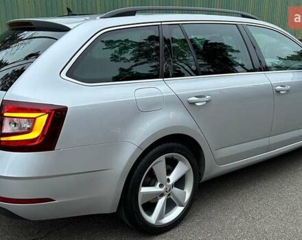 Серый Шкода Октавия, объемом двигателя 2 л и пробегом 165 тыс. км за 19000 $, фото 2 на Automoto.ua