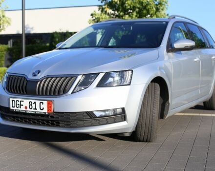 Шкода Октавия 2017 в Мукачеве на Automoto.ua Серый Шкода Октавия, объемом двигателя 1.6 л и пробегом 236 тыс. км за 12799 $, фото 2 на Automoto.ua