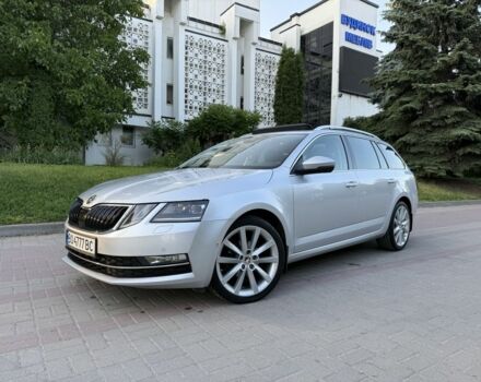 Серый Шкода Октавия, объемом двигателя 1.6 л и пробегом 240 тыс. км за 15500 $, фото 1 на Automoto.ua