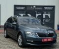 Серый Шкода Октавия, объемом двигателя 1.6 л и пробегом 315 тыс. км за 12500 $, фото 1 на Automoto.ua