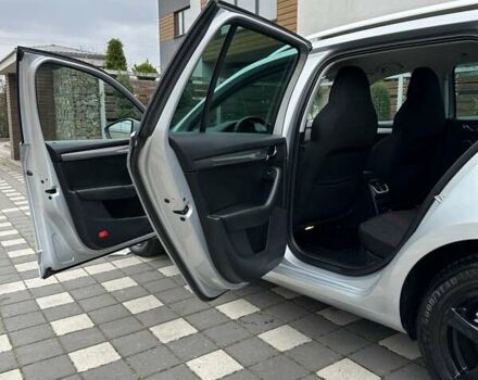 Сірий Шкода Октавія, об'ємом двигуна 2 л та пробігом 239 тис. км за 15499 $, фото 91 на Automoto.ua