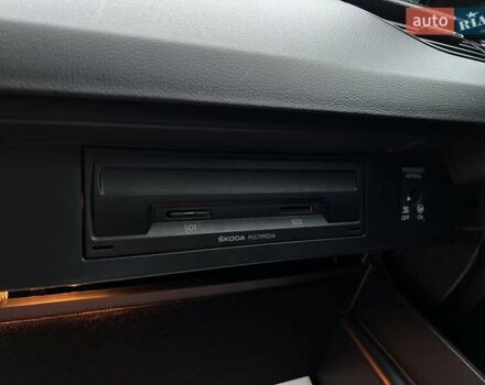 Серый Шкода Октавия, объемом двигателя 1.97 л и пробегом 304 тыс. км за 15350 $, фото 63 на Automoto.ua