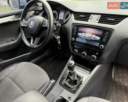 Серый Шкода Октавия, объемом двигателя 1.6 л и пробегом 178 тыс. км за 13999 $, фото 16 на Automoto.ua