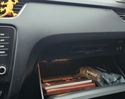 Сірий Шкода Октавія, об'ємом двигуна 1.6 л та пробігом 323 тис. км за 12000 $, фото 7 на Automoto.ua