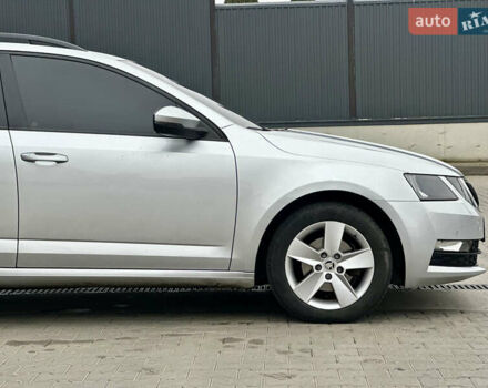 Серый Шкода Октавия, объемом двигателя 1.6 л и пробегом 218 тыс. км за 11550 $, фото 9 на Automoto.ua