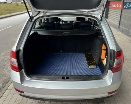 Серый Шкода Октавия, объемом двигателя 1.6 л и пробегом 252 тыс. км за 13300 $, фото 18 на Automoto.ua