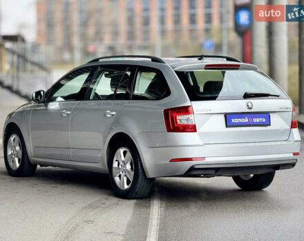 Серый Шкода Октавия, объемом двигателя 1.6 л и пробегом 252 тыс. км за 13300 $, фото 6 на Automoto.ua