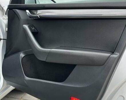 Сірий Шкода Октавія, об'ємом двигуна 2 л та пробігом 239 тис. км за 15499 $, фото 94 на Automoto.ua