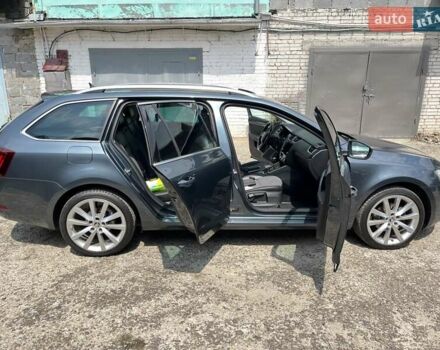 Сірий Шкода Октавія, об'ємом двигуна 1.97 л та пробігом 244 тис. км за 17000 $, фото 4 на Automoto.ua