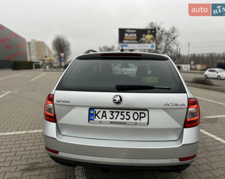 Серый Шкода Октавия, объемом двигателя 1.6 л и пробегом 222 тыс. км за 14100 $, фото 6 на Automoto.ua