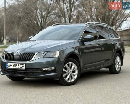 Сірий Шкода Октавія, об'ємом двигуна 1.6 л та пробігом 300 тис. км за 11300 $, фото 2 на Automoto.ua