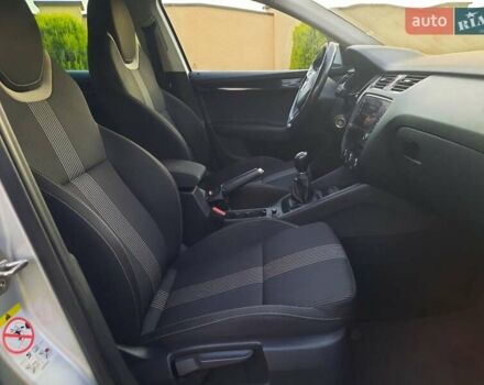 Серый Шкода Октавия, объемом двигателя 2 л и пробегом 240 тыс. км за 15499 $, фото 46 на Automoto.ua