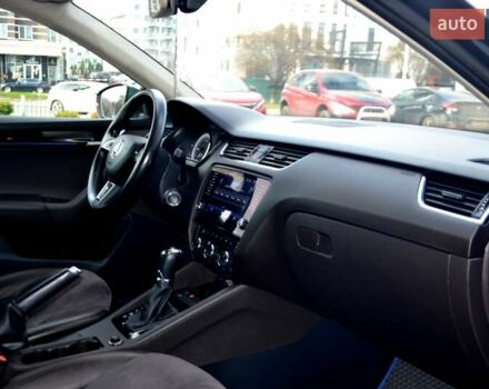 Сірий Шкода Октавія, об'ємом двигуна 2 л та пробігом 205 тис. км за 17800 $, фото 179 на Automoto.ua