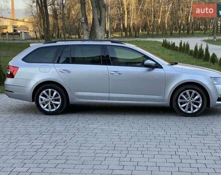 Шкода Октавия 2018 в Львове на Automoto.ua Серый Шкода Октавия, объемом двигателя 1.6 л и пробегом 118 тыс. км за 15750 $, фото 3 на Automoto.ua