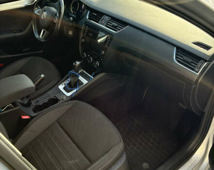 Сірий Шкода Октавія, об'ємом двигуна 1.6 л та пробігом 160 тис. км за 14000 $, фото 11 на Automoto.ua