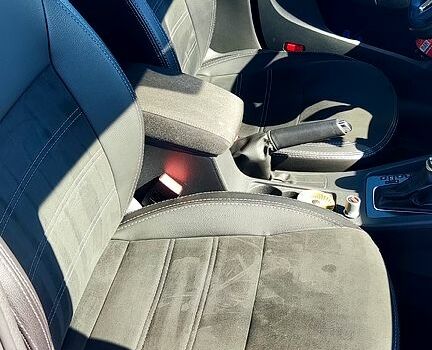 Серый Шкода Октавия, объемом двигателя 2 л и пробегом 221 тыс. км за 17000 $, фото 7 на Automoto.ua