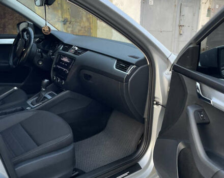 Сірий Шкода Октавія, об'ємом двигуна 2 л та пробігом 240 тис. км за 13600 $, фото 14 на Automoto.ua