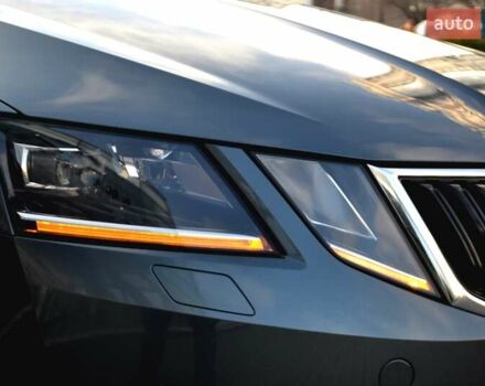 Сірий Шкода Октавія, об'ємом двигуна 2 л та пробігом 205 тис. км за 17800 $, фото 98 на Automoto.ua