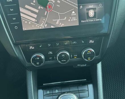 Серый Шкода Октавия, объемом двигателя 1.97 л и пробегом 257 тыс. км за 13800 $, фото 11 на Automoto.ua