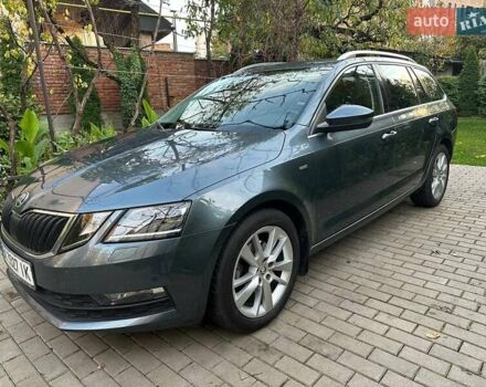Шкода Октавия 2018 в Ужгороде на Automoto.ua Серый Шкода Октавия, объемом двигателя 1.97 л и пробегом 237 тыс. км за 15700 $, фото 5 на Automoto.ua