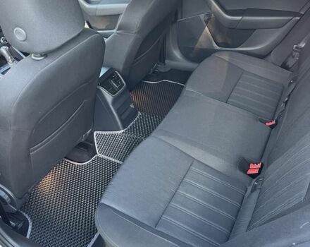 Шкода Октавия 2018 в Кривом Роге на Automoto.ua Серый Шкода Октавия, объемом двигателя 2 л и пробегом 257 тыс. км за 16500 $, фото 11 на Automoto.ua