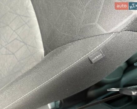 Серый Шкода Октавия, объемом двигателя 2 л и пробегом 197 тыс. км за 15850 $, фото 43 на Automoto.ua