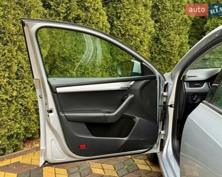 Сірий Шкода Октавія, об'ємом двигуна 1.6 л та пробігом 273 тис. км за 12800 $, фото 13 на Automoto.ua