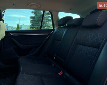 Серый Шкода Октавия, объемом двигателя 2 л и пробегом 205 тыс. км за 16999 $, фото 9 на Automoto.ua