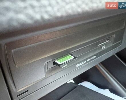 Серый Шкода Октавия, объемом двигателя 2 л и пробегом 197 тыс. км за 15850 $, фото 64 на Automoto.ua