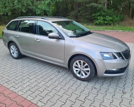Шкода Октавия 2018 в Ивано-Франковске на Automoto.ua Серый Шкода Октавия, объемом двигателя 2 л и пробегом 267 тыс. км за 9336 $, фото 6 на Automoto.ua