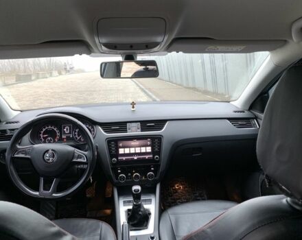 Серый Шкода Октавия, объемом двигателя 1.6 л и пробегом 281 тыс. км за 13900 $, фото 5 на Automoto.ua