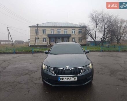 Серый Шкода Октавия, объемом двигателя 1.6 л и пробегом 287 тыс. км за 12300 $, фото 1 на Automoto.ua