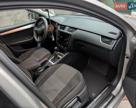 Серый Шкода Октавия, объемом двигателя 1.6 л и пробегом 240 тыс. км за 13300 $, фото 16 на Automoto.ua