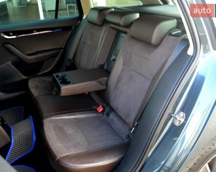 Сірий Шкода Октавія, об'ємом двигуна 2 л та пробігом 205 тис. км за 17800 $, фото 195 на Automoto.ua