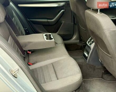 Сірий Шкода Октавія, об'ємом двигуна 1.6 л та пробігом 273 тис. км за 12800 $, фото 23 на Automoto.ua