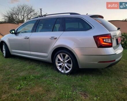 Серый Шкода Октавия, объемом двигателя 2 л и пробегом 240 тыс. км за 15499 $, фото 17 на Automoto.ua