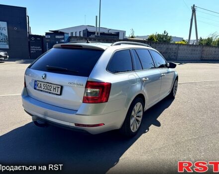 Серый Шкода Октавия, объемом двигателя 1.6 л и пробегом 256 тыс. км за 12000 $, фото 6 на Automoto.ua