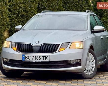 Сірий Шкода Октавія, об'ємом двигуна 1.6 л та пробігом 273 тис. км за 12800 $, фото 3 на Automoto.ua