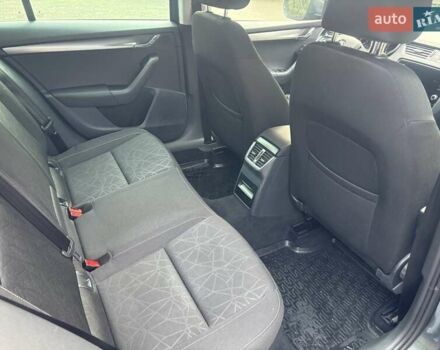 Серый Шкода Октавия, объемом двигателя 2 л и пробегом 197 тыс. км за 15850 $, фото 48 на Automoto.ua