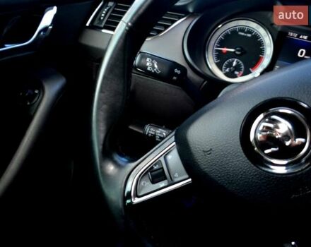 Сірий Шкода Октавія, об'ємом двигуна 2 л та пробігом 205 тис. км за 17800 $, фото 130 на Automoto.ua