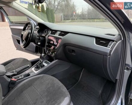 Сірий Шкода Октавія, об'ємом двигуна 1.6 л та пробігом 300 тис. км за 11300 $, фото 24 на Automoto.ua