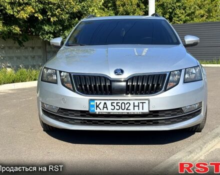 Серый Шкода Октавия, объемом двигателя 1.6 л и пробегом 256 тыс. км за 12000 $, фото 3 на Automoto.ua
